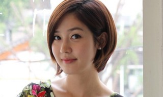 韓国女優ソン・ユリの画像