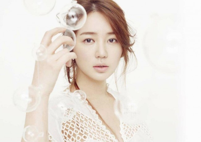 韓国女優ユン・ウネの画像